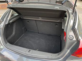 VAUXHALL ASTRA 2.0 CDTi 16V SRi 5dr Auto