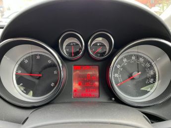 VAUXHALL ASTRA 2.0 CDTi 16V SRi 5dr Auto