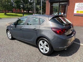 VAUXHALL ASTRA 2.0 CDTi 16V SRi 5dr Auto