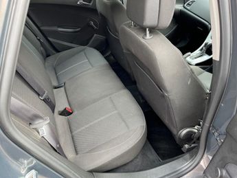 VAUXHALL ASTRA 2.0 CDTi 16V SRi 5dr Auto