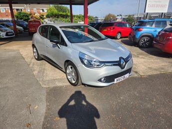 Renault Clio 1.2 16V Dynamique MediaNav 5dr