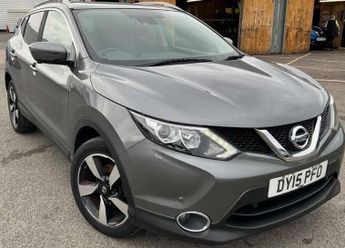 Nissan Qashqai 1.5 dCi N-Tec+ 5dr + 7 NISSAN SERVICES / PANROOF / NAV / CAMERA 