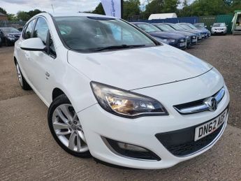 Vauxhall Astra 2.0 CDTi 16V ecoFLEX SRi [165] 5dr