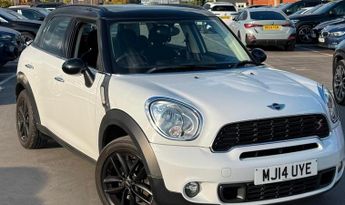 MINI Countryman 2.0 Cooper S D 5dr + DAB / 7 SERVICES / AIR CON ++