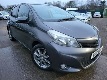 Toyota Yaris 1.33 VVT-i SR 5dr