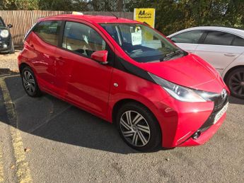 Toyota AYGO 1.0 VVT-i X-Play 5dr Sat Nav 