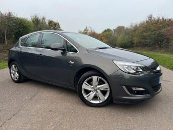 Vauxhall Astra 1.4i 16V SRi 5dr