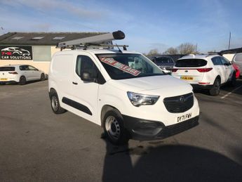 Vauxhall Combo 2300 1.5 Turbo D 100ps H1 Dynamic Van