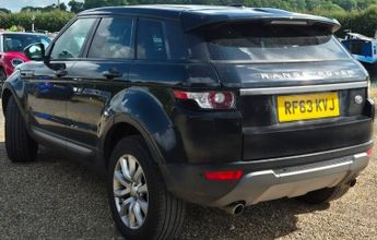 LAND ROVER RANGE ROVER EVOQUE 2.2 SD4 Pure 4WD 5dr ++ TECH PACK / NAV / LEATHER / DAB / BLUETO