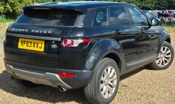 LAND ROVER RANGE ROVER EVOQUE 2.2 SD4 Pure 4WD 5dr ++ TECH PACK / NAV / LEATHER / DAB / BLUETO