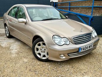 Mercedes C Class C180K Elegance SE 4dr Auto