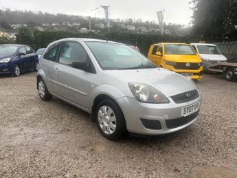 Ford Fiesta 1.25 Silver 3dr