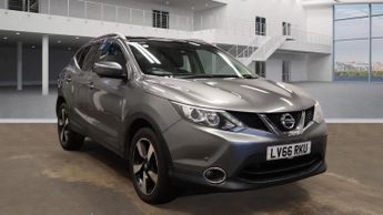 Nissan Qashqai 1.2 DiG-T N-Connecta 5dr + PANROOF / NAV / CAMERA / ULEZ / FSH /