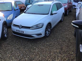 VOLKSWAGEN GOLF 1.6 TDI GT 5dr DSG