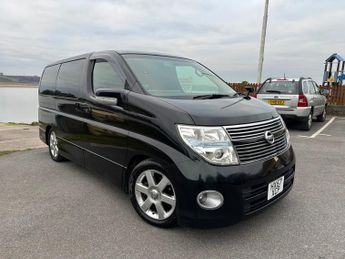 Nissan Elgrand MPV 