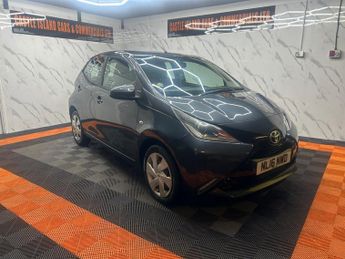 Toyota AYGO 1.0 VVT-i X-Play 5dr