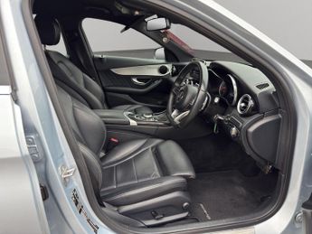 MERCEDES-BENZ C CLASS C220d AMG Line 5dr 9G-Tronic