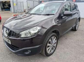 Nissan Qashqai 1.6 dCi Tekna 5dr + PANROOF / LEATHER / NAV / CAMERA / 7 SERVICE