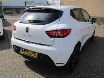RENAULT CLIO 1.5 dCi 90 Iconic 5dr Auto