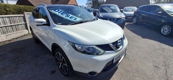 Nissan Qashqai 1.6 dCi Tekna 5dr panoramic roof
