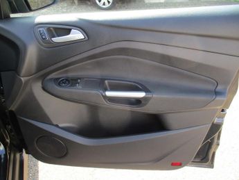 FORD C-MAX 1.6 125 Zetec 5dr
