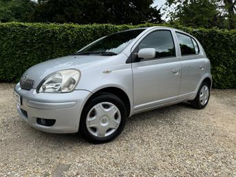 Toyota Yaris 1.0 VVT-i Colour Collection 5dr