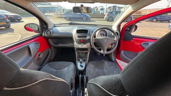 PEUGEOT 107 1.0 Urban 5dr 2-Tronic