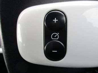 RENAULT TWINGO 0.9 TCE Dynamique 5dr Auto