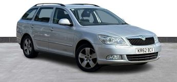 Skoda Octavia 1.6 TDI CR Elegance 5dr ++ 35 TAX / CLIMATE / CRUISE / SENSORS +
