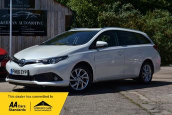 Toyota Auris 1.6 D-4D Business Edition TSS 5dr