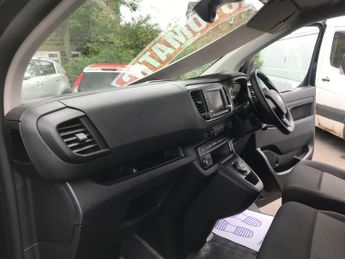 VAUXHALL VIVARO 3100 2.0d 145PS Prime H1 Van Auto