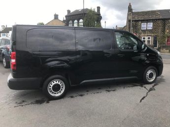 VAUXHALL VIVARO 3100 2.0d 145PS Prime H1 Van Auto