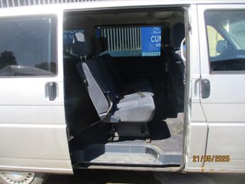 VOLKSWAGEN CARAVELLE