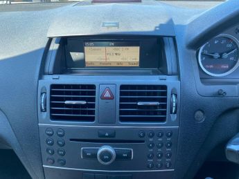 MERCEDES-BENZ C CLASS C180 CGI BlueEFFICIENCY SE AUTOMATIC 95K FSH ULEZ PETROL RELIABL