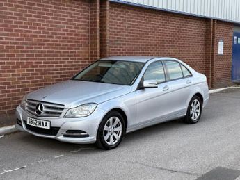 Mercedes C Class C180 BlueEFFICIENCY Executive SE 4dr Auto