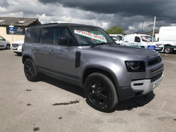 Land Rover Defender 3.0 D300 Hard Top SE Auto