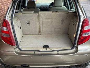 MERCEDES-BENZ A-CLASS A170 Elegance SE 5dr Tip Auto