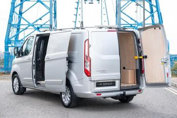 FORD TRANSIT CUSTOM 2.0 EcoBlue 170ps Low Roof Limited Van Auto