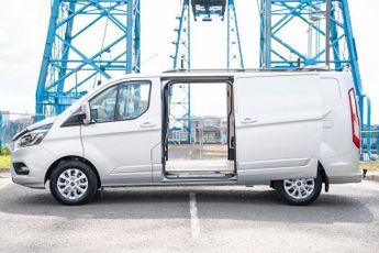 FORD TRANSIT CUSTOM 2.0 EcoBlue 170ps Low Roof Limited Van Auto