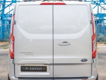 FORD TRANSIT CUSTOM 2.0 EcoBlue 170ps Low Roof Limited Van Auto