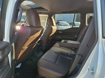 TOYOTA LAND CRUISER Prado LC250 PETROL First Edition deliver mileage only