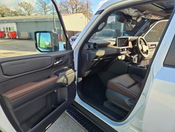 TOYOTA LAND CRUISER Prado LC250 PETROL First Edition deliver mileage only