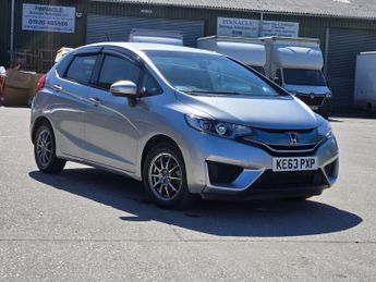Honda Jazz Hybrid Fresh import warranted mileage ULEZ compliance 