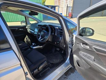 HONDA JAZZ Hybrid Fresh import warranted mileage ULEZ compliance 