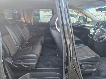 NISSAN ELGRAND Auction Grade 4