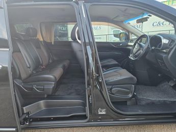 NISSAN ELGRAND Auction Grade 4