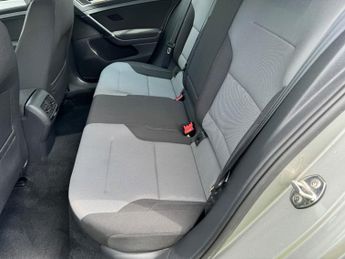 VOLKSWAGEN GOLF 85kW e-Golf 5dr Auto