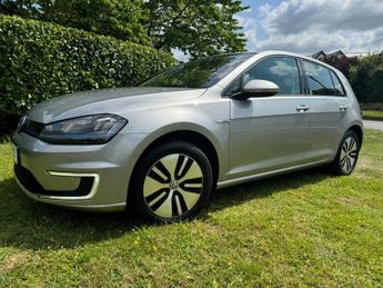 VOLKSWAGEN GOLF 85kW e-Golf 5dr Auto