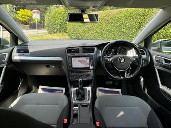 VOLKSWAGEN GOLF 85kW e-Golf 5dr Auto