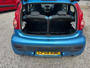 PEUGEOT 107 1.0 Urban Move 5dr